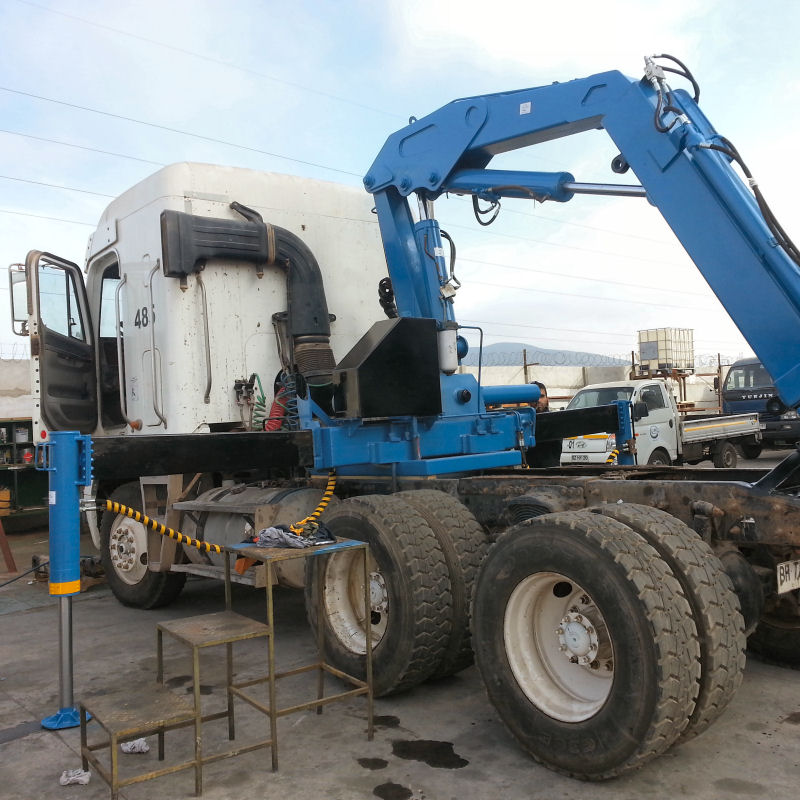 CAMION PLUMA